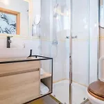 Cosy Near The Center *