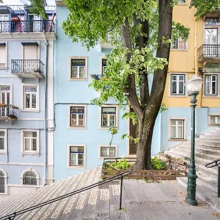 Beautiful Near The Center Of Apartment Lisbon